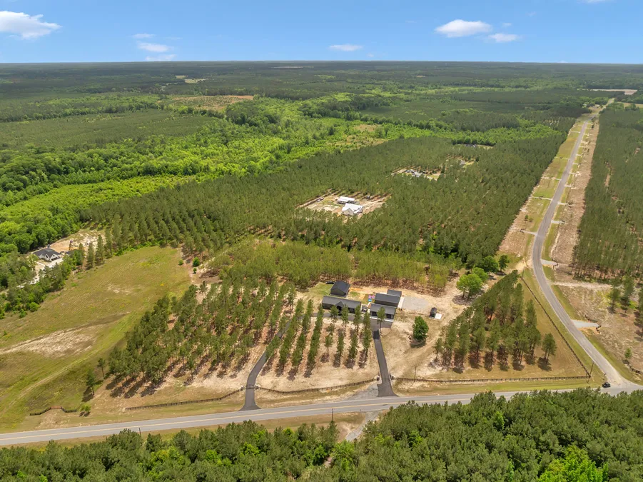 34 Titan Metal Structres (7)